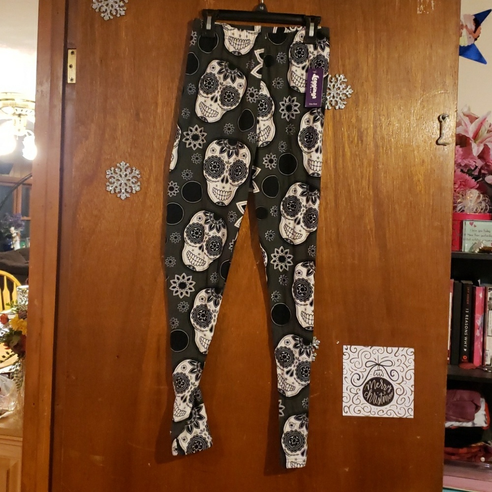 Skeleton and Flower Leggings